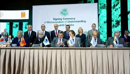 SoutH2 Corridor _ Sonatrach, Sonelgaz, VNG, Snam, Seacorridor et Verbund Green Hydrogen signent...