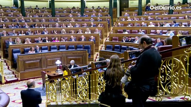 Montero, a Bravo (PP): “Es inspector de Hacienda, ¿no le dijo a Ayuso que una persona no puede cometer delitos fiscales con facturas falsas?”
