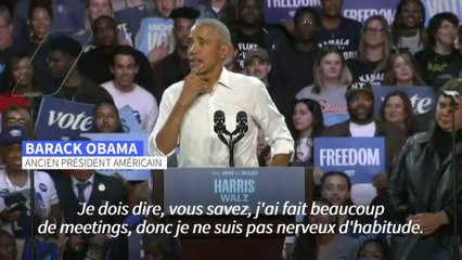 Obama rappe sur "Lose Yourself" aux côtés d'Eminem lors d'un meeting dans le Michigan