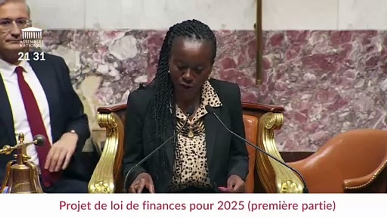 La députée LFI Nadège Abomangoli devient la première femme noire à ...