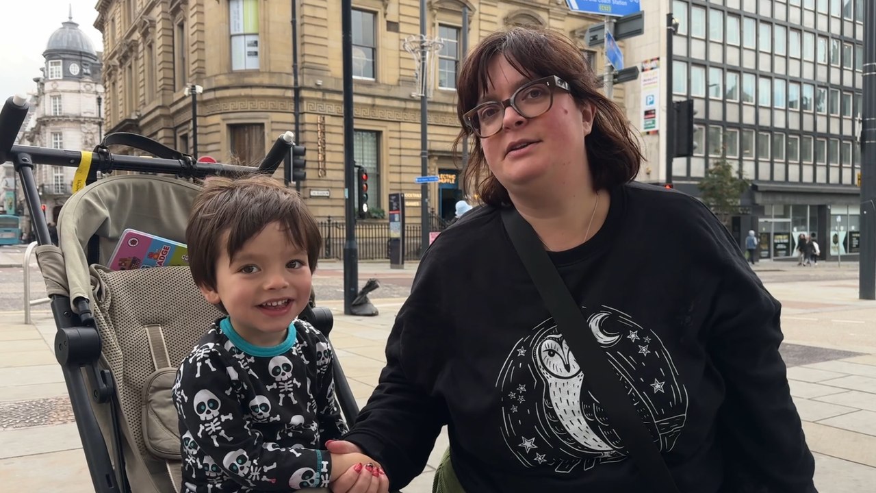 Is Leeds unique and what part of the city do you like the most? - video ...