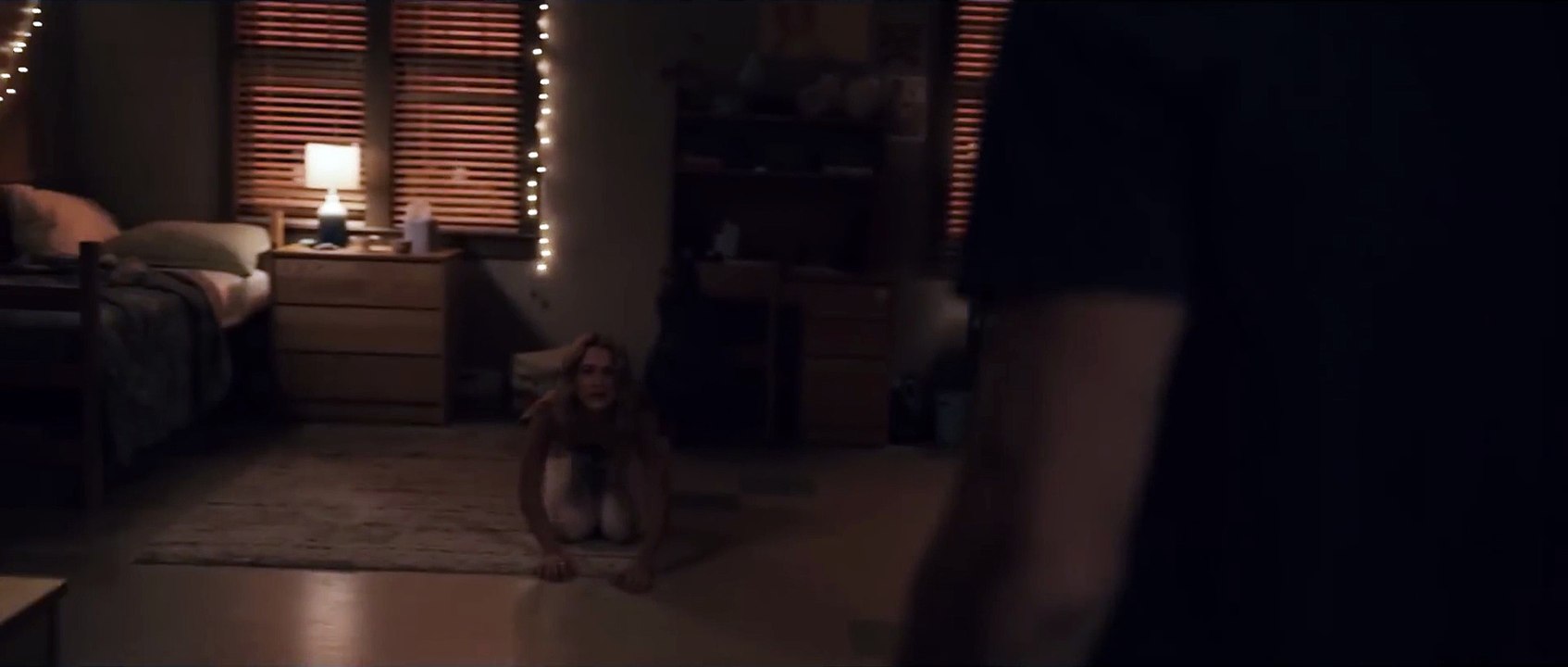 Lucy-and-Stephen-I-love-you-too-KissScene-Tell-Me-Lies-1x09