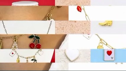 Gold Initial Charm Necklace – Christmas Gifts for Teens. #DaintyNecklace #PersonalizedJewelry