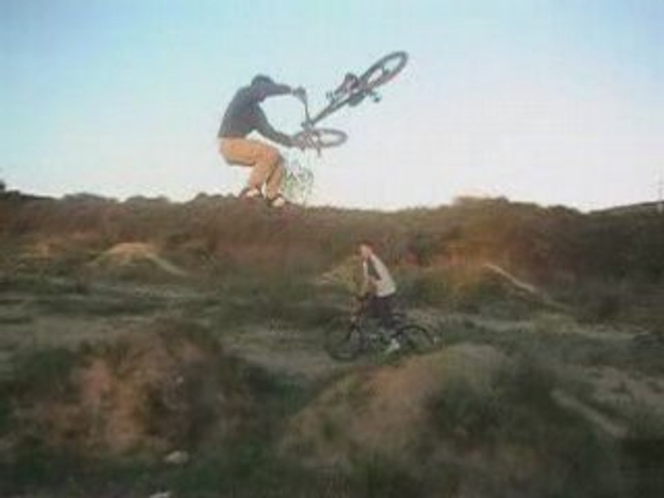 bmx avec mathieu thomas et romain dans le 34