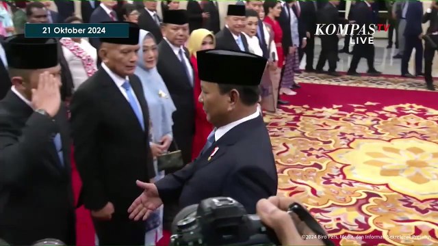Potret Seskab Teddy Indra Wijaya Silaturahmi dengan Pegawai Sekretariat Kabinet