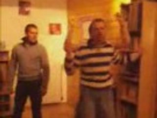 02 - Johan, Charles et Max qui dansent completement saoul (v