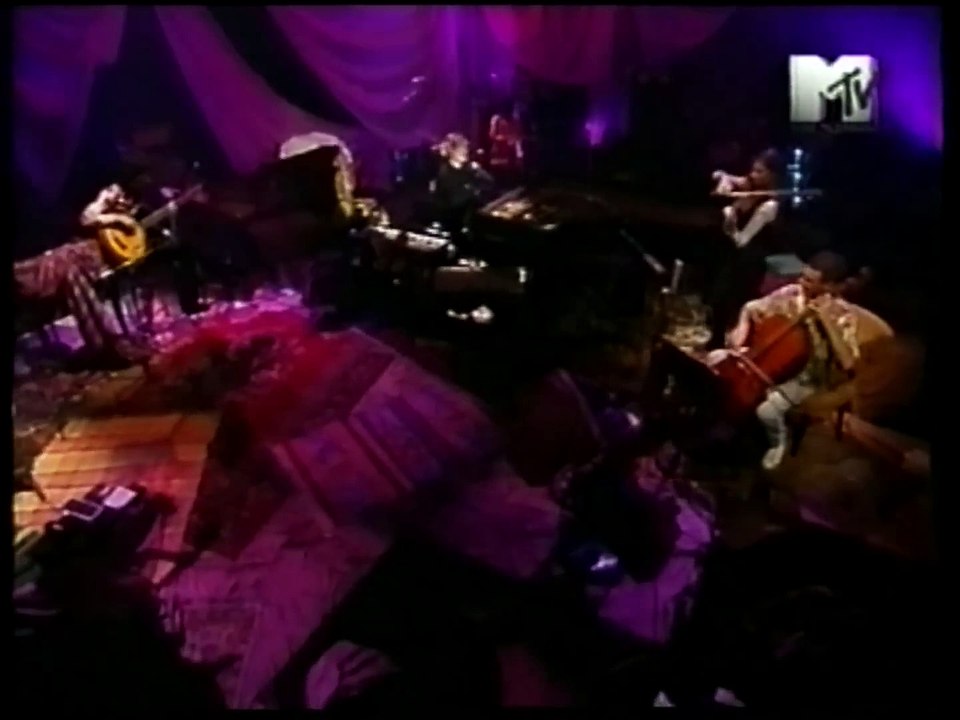 Charly García - Viernes 3 AM | Hello! MTV Unplugged (1995)