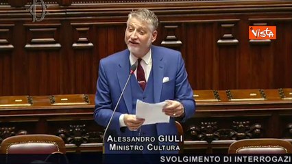 Giuli in Aula verso banchi opposizione: Pronto a rispondere ad altre interrogazioni quando opportuno