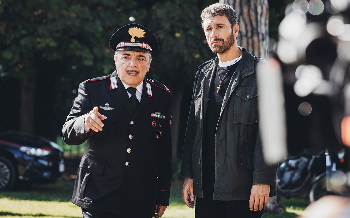 Raoul Bova e Frassica nella seconda puntata di "Don Matteo 14": la scena in anteprima