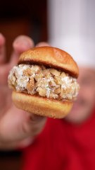 Délicieux Burgers aux Boules de Fromage 🧀 : Recette Facile et Savoureuse