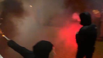Al palazzetto arrivano gli israeliani dell'Hapoel: cori pro Palestina e fumogeni