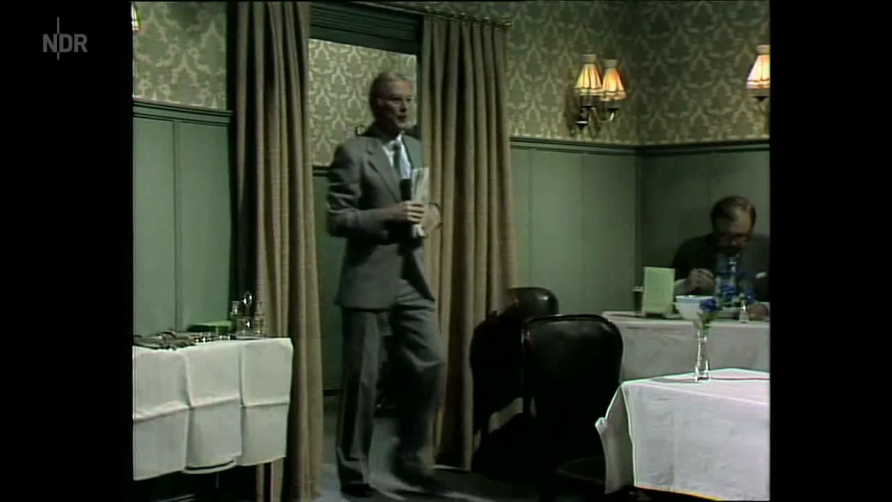 S1E11 Loriot  (11) - Von Autos, Pferden, Polizei und Feuerspritzen    hd Episode 11