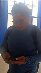 Mujer increpa al diputado evista Héctor Arce por los bloqueos