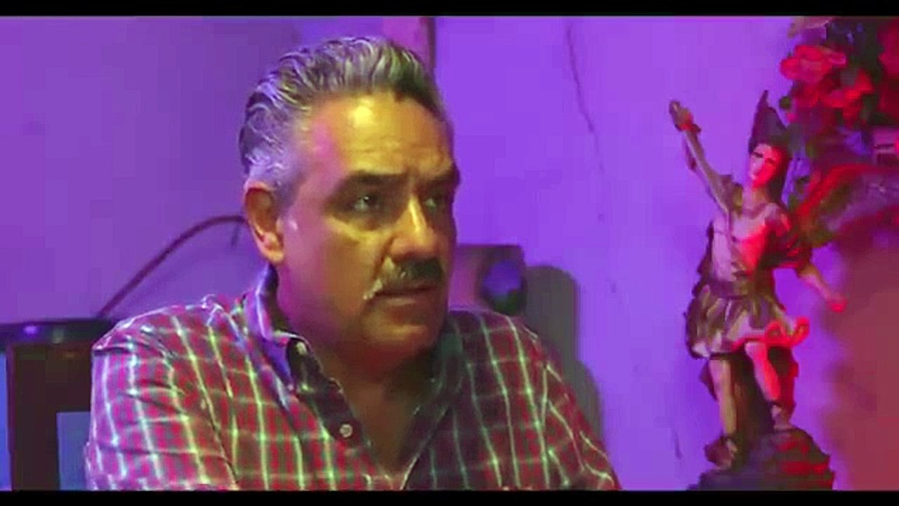 REVOLVER CALIENTE PELICULA COMPLETA EN ESPANYOL LATINO HD