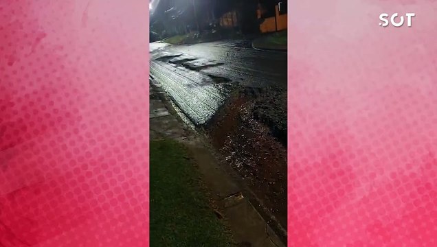 Chuva agrava a situação da Rua Sócrates e aumenta as dores de cabeça dos moradores
