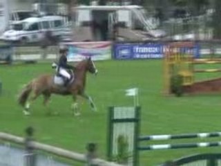 FANNY MILFORD 125 FONTAINEBLEAU 18-04-08