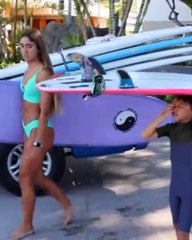 Girls enjoyed beach ⛱️️