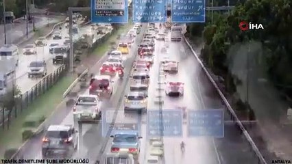 Motosikletlilerin kural ihlalleri dronla görüntülendi!