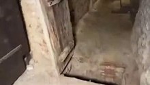 Discovering_Inside_abandoned_house__#entertainment_#fun_#divertissement#folie#fun_#fun_#adventure_#gold_#adventure_#adventure_#information(720p)