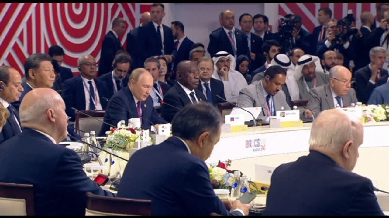 Putin: l'obiettivo di sconfiggere la Russia è illusorio