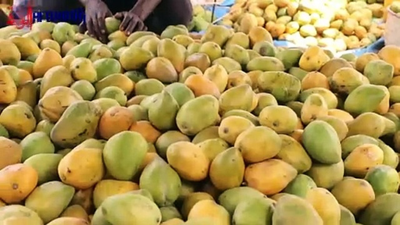 Vox pop : des vendeurs de mangues répondent aux allégations selon lesquelles des mangues seraient empoisonnées. #Tchad