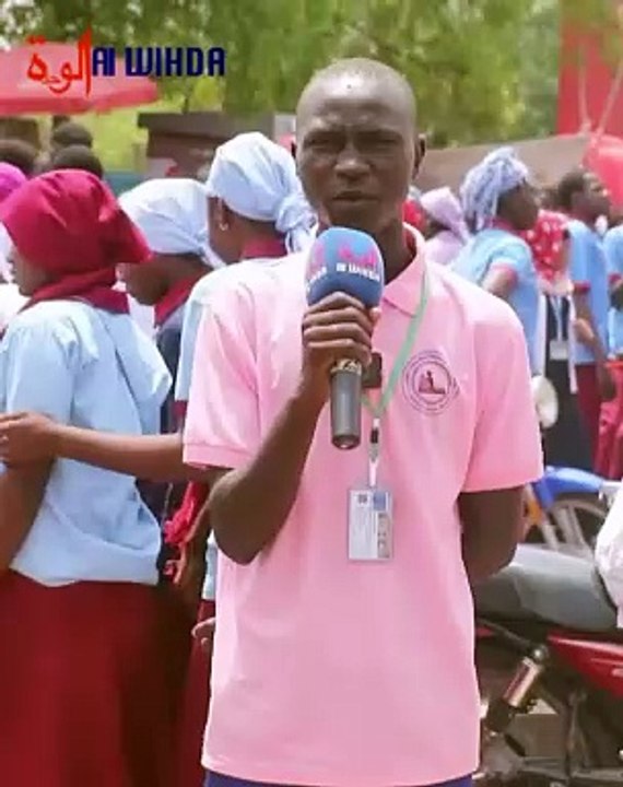 Tchad: Les candidats au baccalauréat se montrent déterminés à affronter les épreuves et à obtenir ce précieux diplôme qui leur permettra d'accéder aux études supérieures. #Tchad  المترشحون للشهادة الثانوية عازمون على اجتياز الاختبارات والحصول على ال