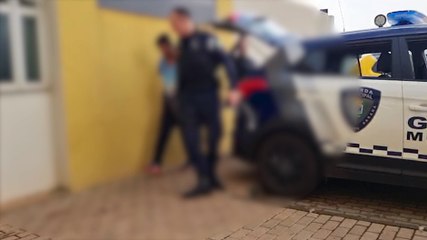 Homem é preso por tráfico de drogas no Bairro Santa Cruz