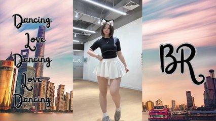 Mulher Linda Dançando muito #8