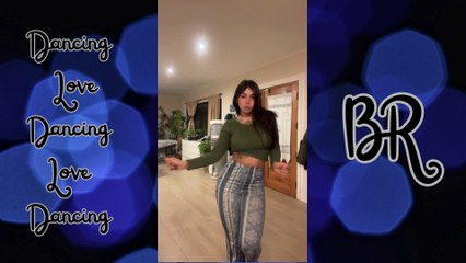 Mulher Linda Dançando muito #9