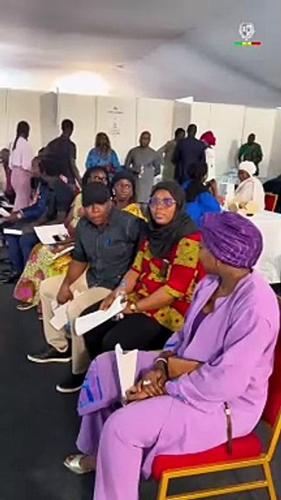 La cérémonie de don de sang, organisée par la Présidence de la République en collaboration avec le Centre National de Transfusion Sanguine (CNTS)