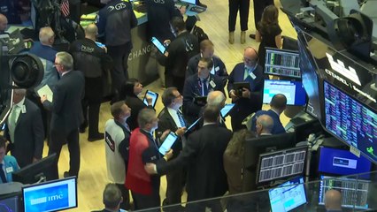 뉴욕 증시, 테슬라 급등 속 나스닥·다우 행보 엇갈려 / YTN