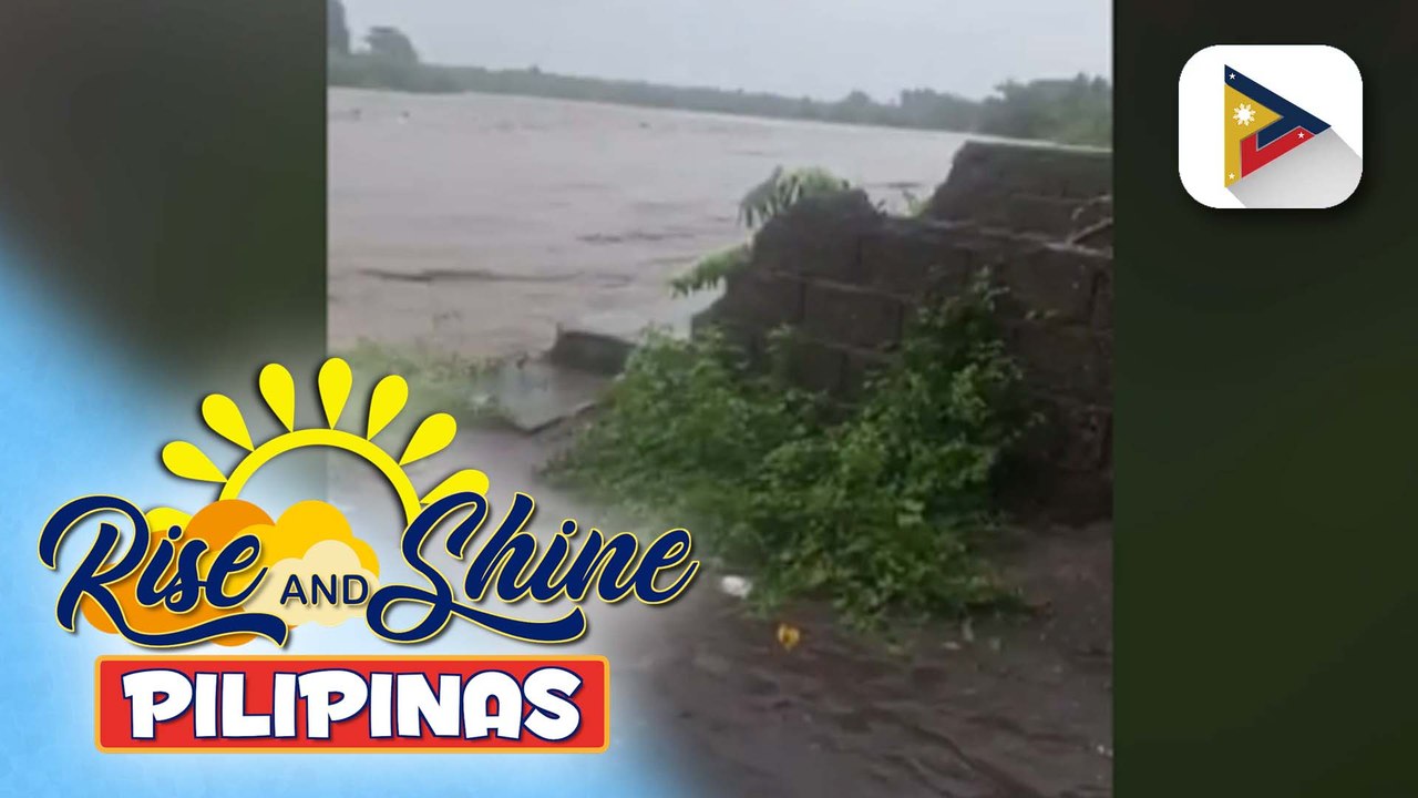 8 bahay, bumagsak at tinangay ng ilog matapos unti-unting lamunin ng tubig ang lupa...
