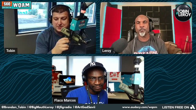 Mike McDaniel Lies To His Team and Says Tua Tagovailoa Is Not Miami Dolphins Savior