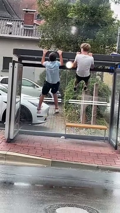 Todeees Glowup  #barber #friseur #hairtransformation #buzzcut #midfade #skinfade #shorthair #lineu