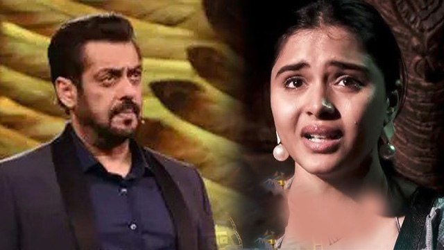 Bigg Boss 18 Second Elimination: Muskan Bamne Eviction पर Public Shocking Reaction...