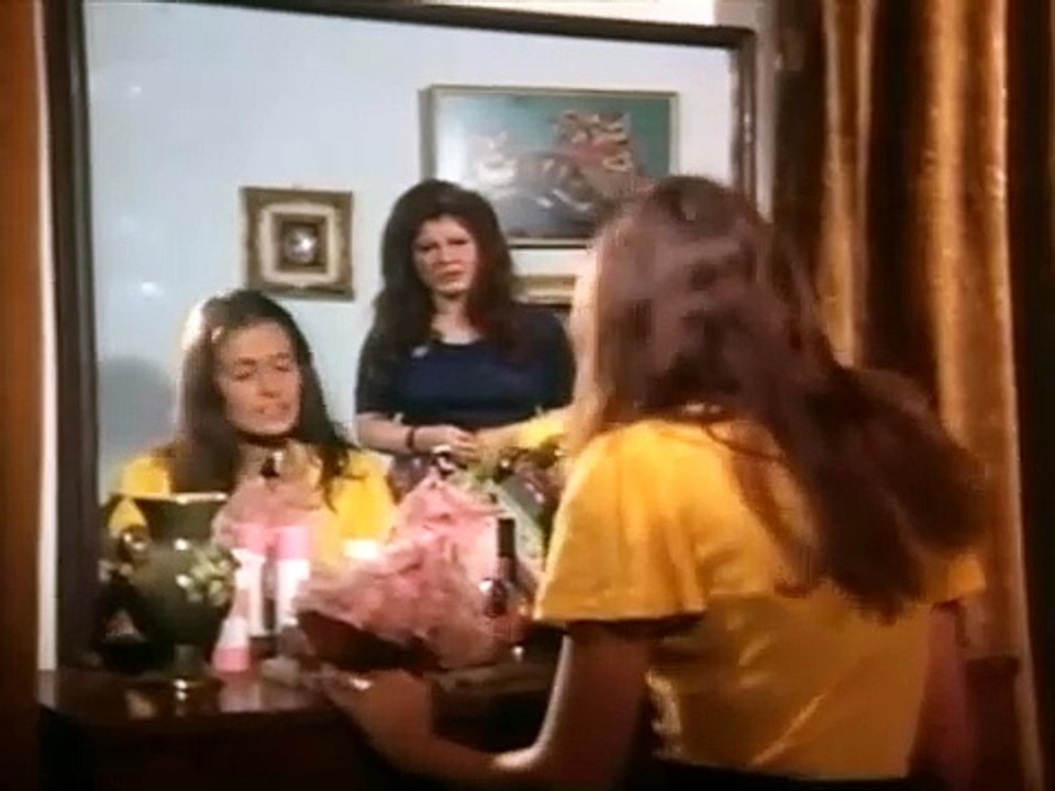 فيلم فتاة تبحث عن الحب 1977 كامل بطولة نور الشريف ويسرا