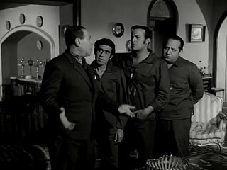 فيلم لسنا ملائكة ثلاثى اضواء المسرح