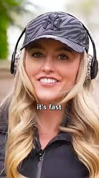 Laura Jumps - Jump The Rope