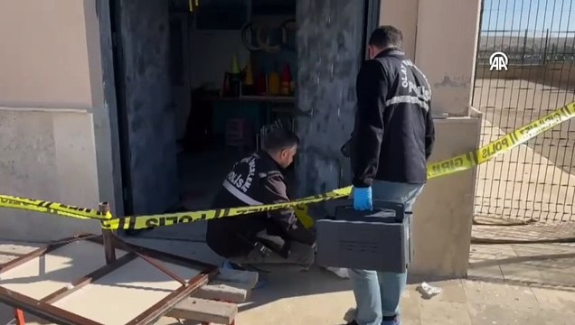 Lise öğrencisi okulda arkadaşını silahla öldürdü