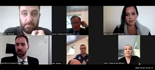 Réu se esconde embaixo de mesa para enganar juiz durante audiência em Curitiba