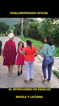 El intercambio de regalos #humor #navila #luciana