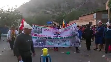 ¿Otro hombre armado en los bloqueos? difunden video en las redes sociales