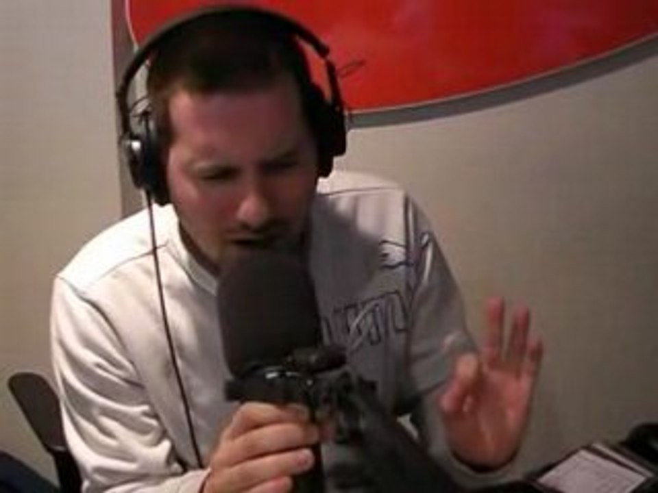 Manu chante "Dangerous" de M. Pokora (feat. Timbaland)