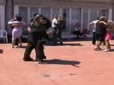 salsa merengue salsaton reggaeton latino