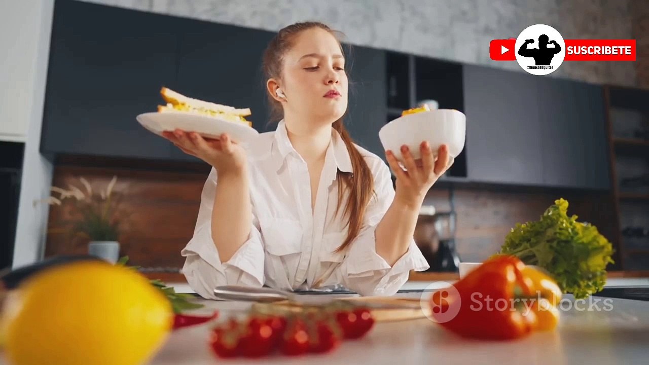 "¡Descubre los secretos de Hábitos Atómicos de James Clear!"  Audio motivación para ayudarte a seguir adelante y lograr tus metas. Si te gusto Suscribete.   Nunca te Quites.