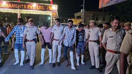 चाकूबाजी करने के आरोपियों की पुलिस ने निकाली परेड, भीलवाड़ा में शांति