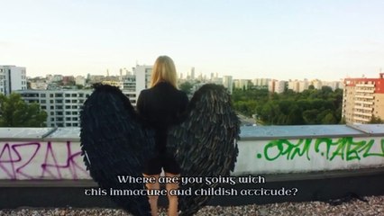 Fantasmas do Pântano - A Ovelha Mansa e o Lobo Faminto (Official English Lyric Video)