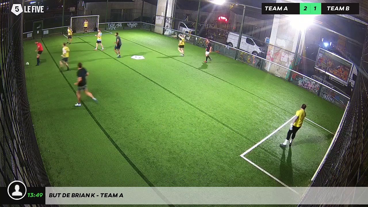 But de Brian K - Team A
