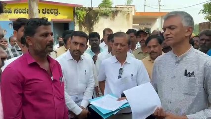 68 ವರ್ಷಗಳ ನಂತರ ತುಂಬದ ಜಗಳೂರು ತಾಲೂಕಿನ ಹೀರೇಮಲ್ಲನ ಕೆರೆ: ಜನರಿಗೆ ಸಾಂತ್ವನ ಹೇಳಿ ಅಗತ್ಯ ನೆರವಿಗೆ ಸೂಚಿಸಿದ ಕೃಷ್ಣ ಬೈರೇಗೌಡ