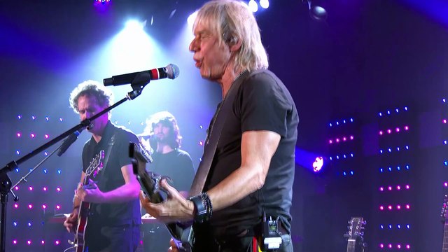 Jean-Louis Aubert - Saute ! (Live) - Le Grand Studio RTL